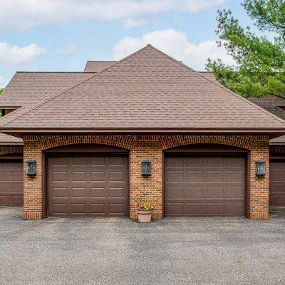 3-car garage